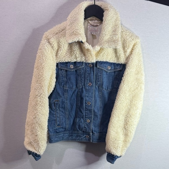 (NEW) GUESS Sherpa Denim Jacket with Logo Back - Picture 7 of 9